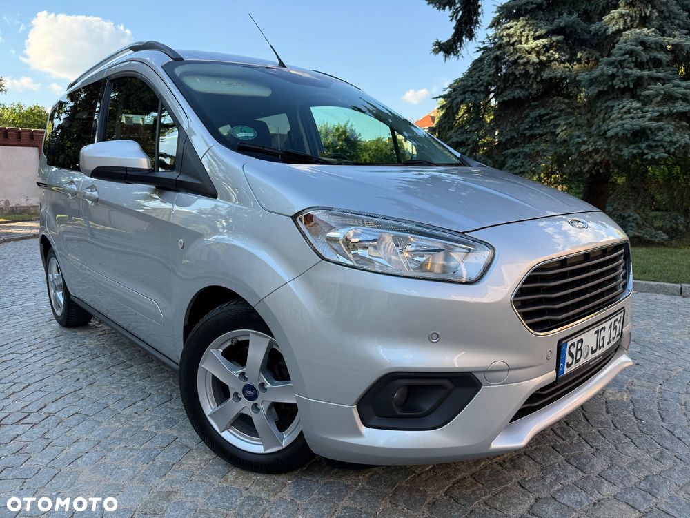 Ford Tourneo Courier 1.5 TDCi S&S Titanium - 12