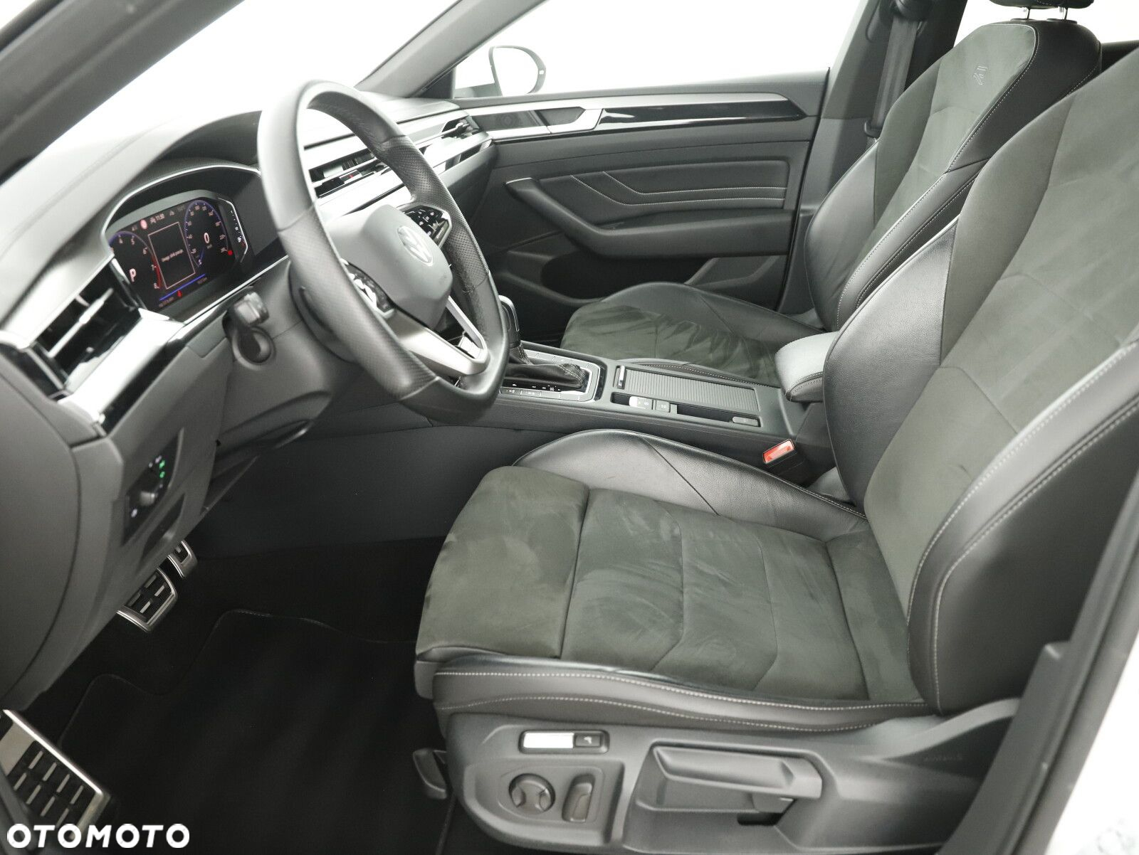 Volkswagen Arteon 2.0 TSI R-Line DSG - 9