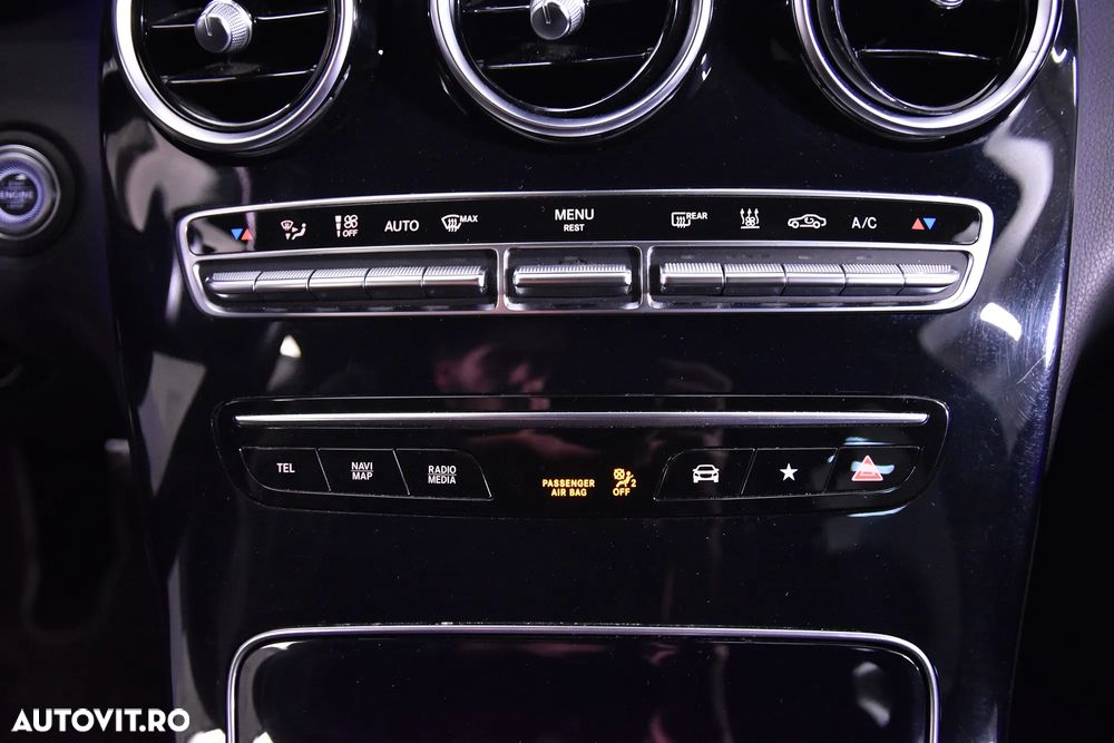 Mercedes-Benz GLC 300 e 4MATIC - 17