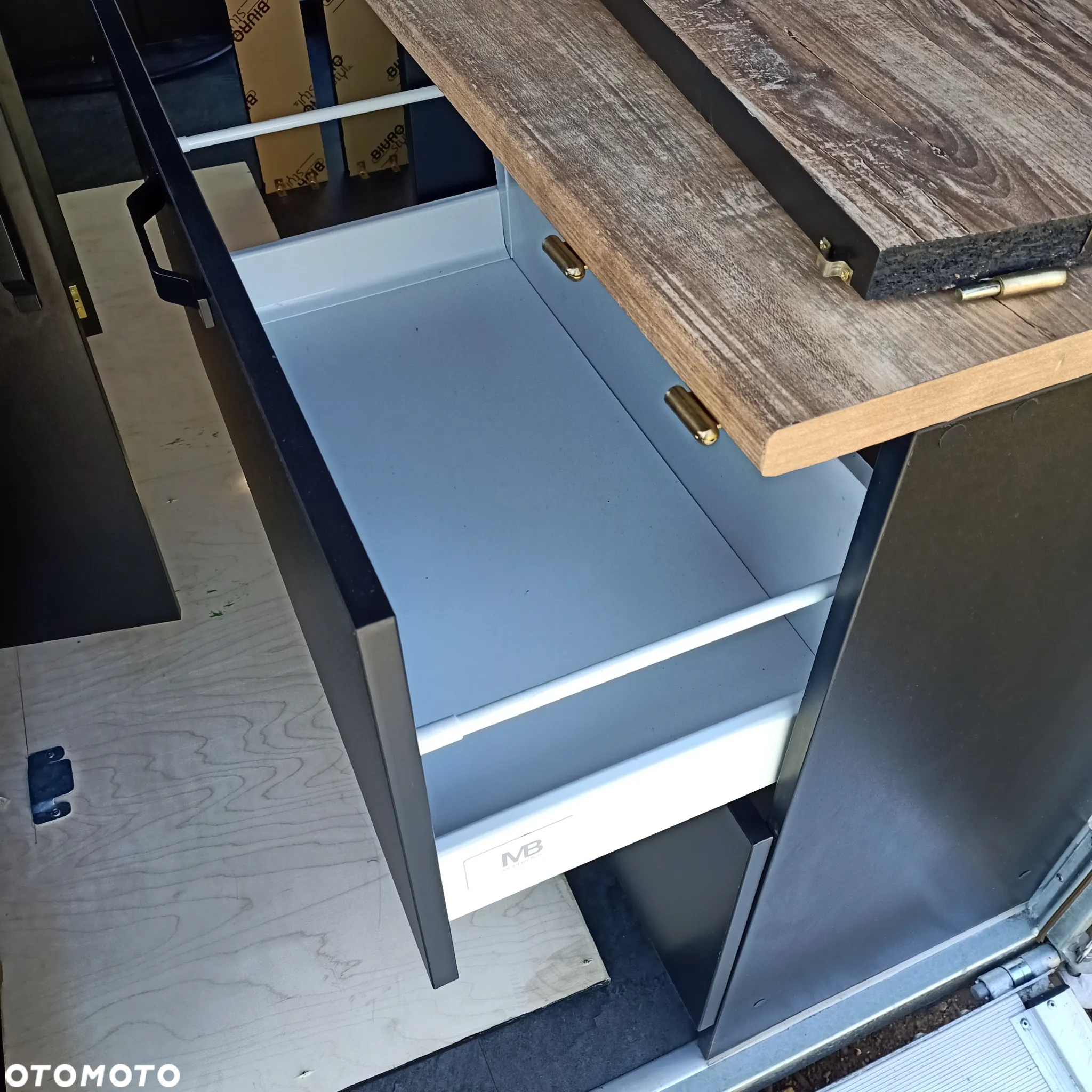 Debon C 300 SANDWICH - 6