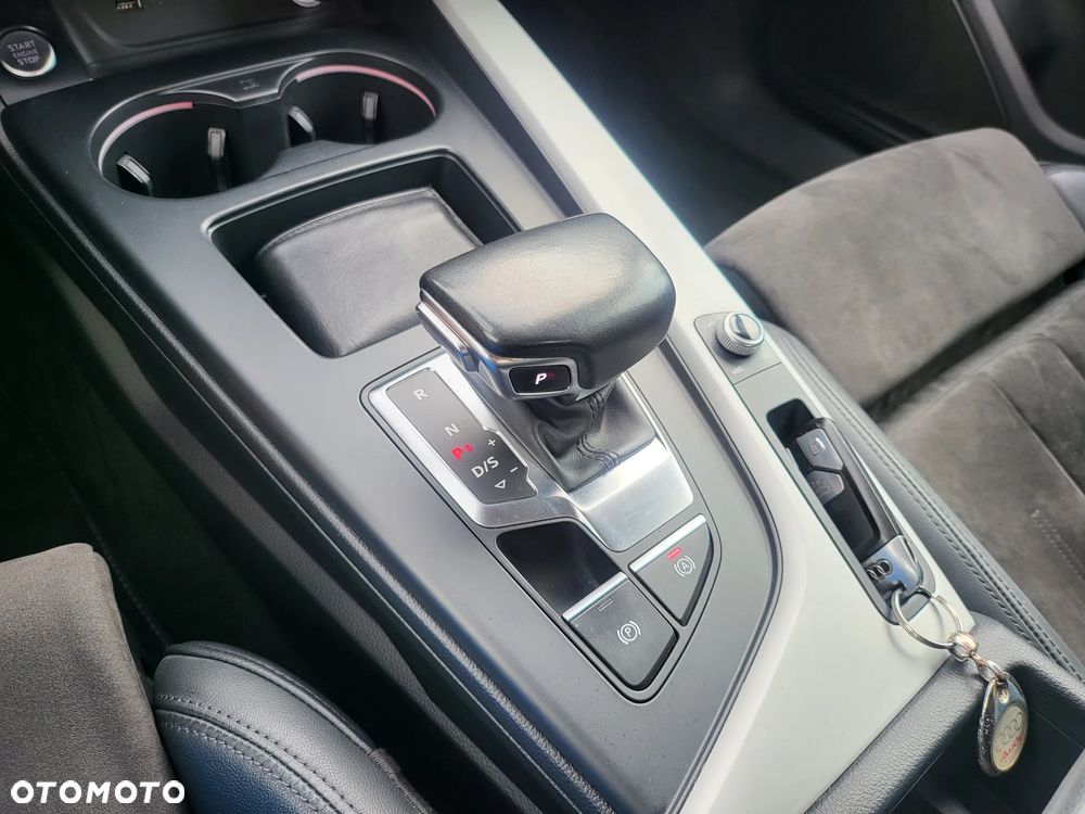Audi A4 Limousine 35 TDI mHEV S tronic - 35