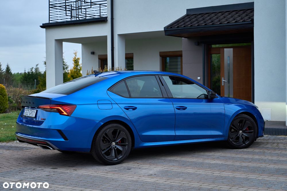 Skoda Octavia 2.0 TDI DSG RS - 16