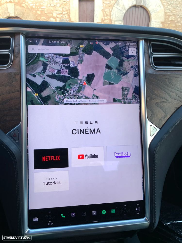 Tesla Model S - 16