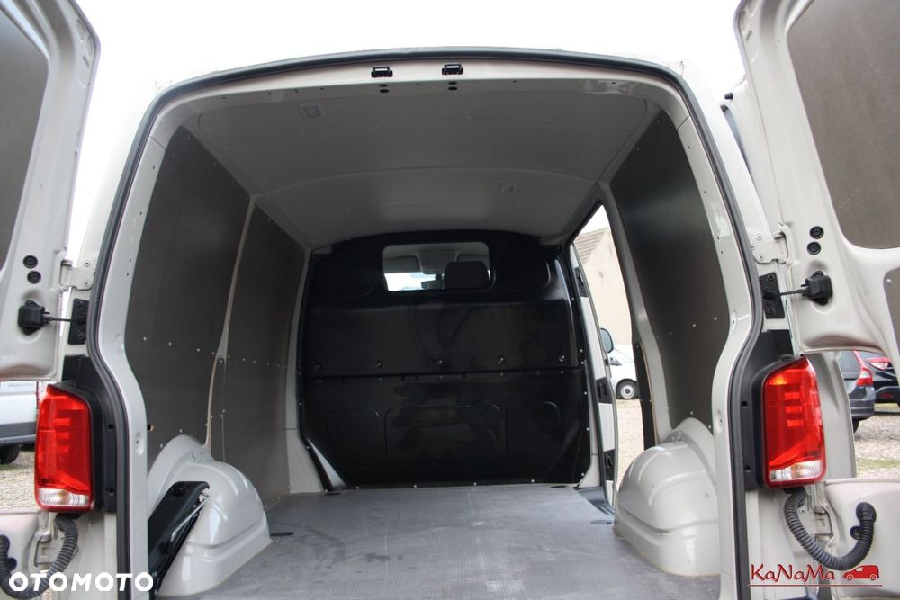Volkswagen Transporter - 7