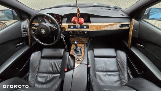 BMW Seria 5 520d - 5