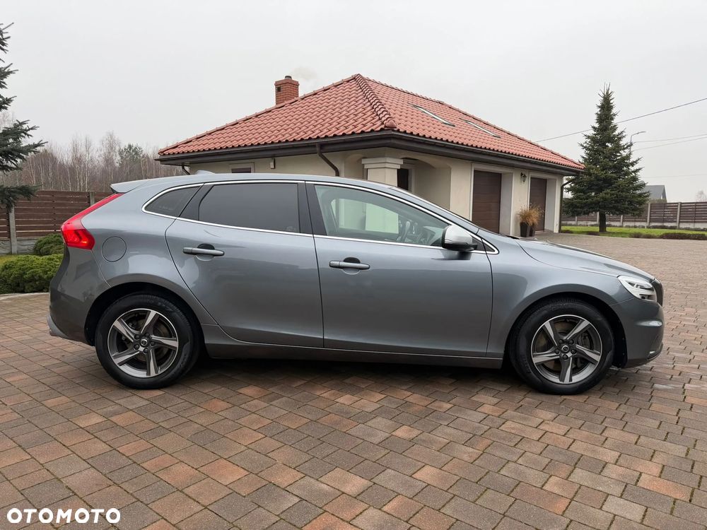 Volvo V40 D3 Momentum - 5