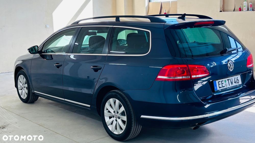 Volkswagen Passat 1.6 TDI BlueMotion Technology Highline - 8