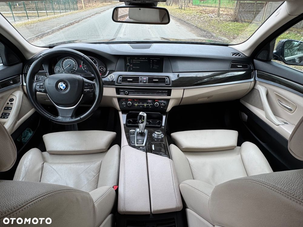 BMW Seria 5 535d Sport-Aut Luxury Line - 9