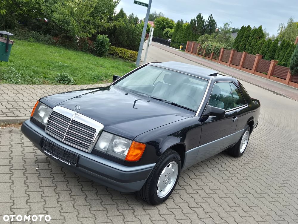 Mercedes-Benz W124 (1984-1993) - 25