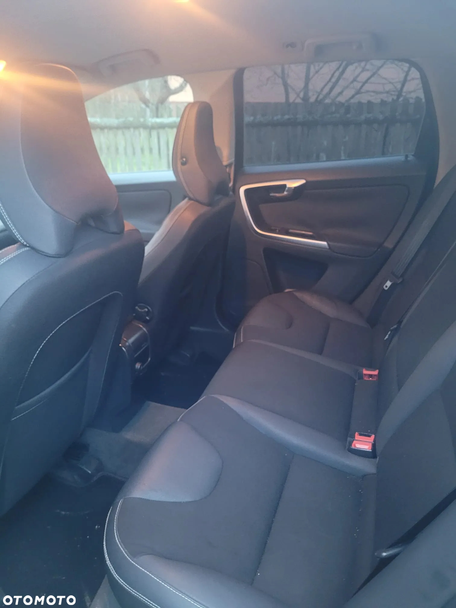 Volvo XC 60 2.4D AWD Momentum - 7