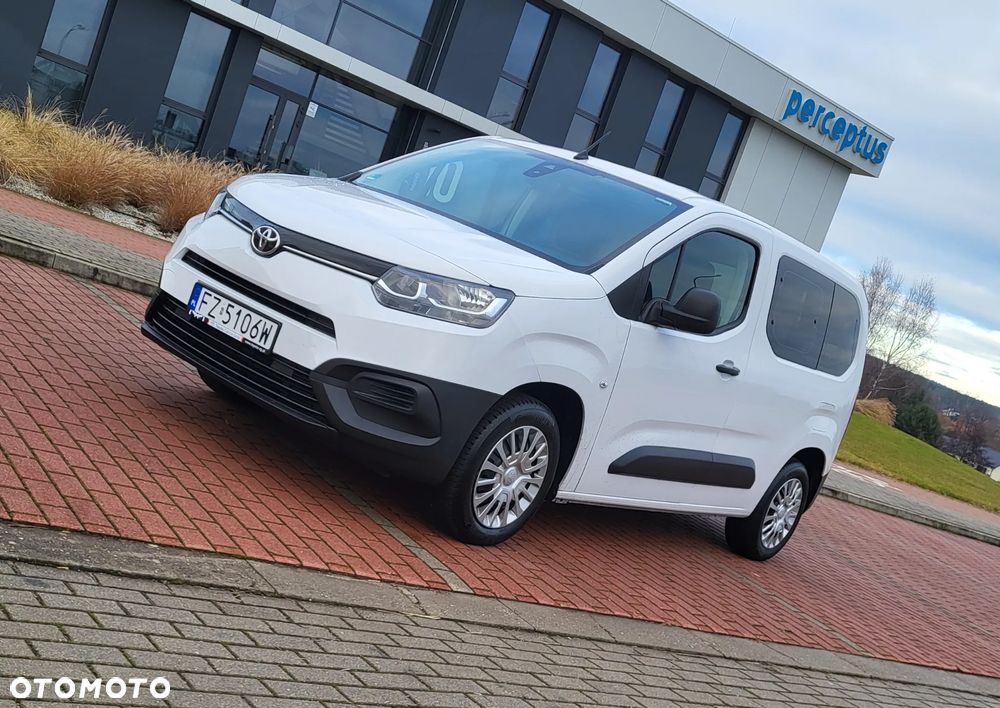 Toyota Proace City Verso 1.2 Turbo L1 Combi - 2
