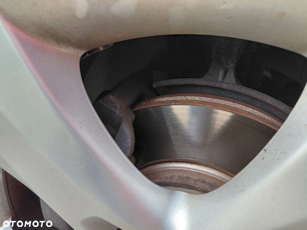 Opel Astra IV 1.4 Cosmo - 17