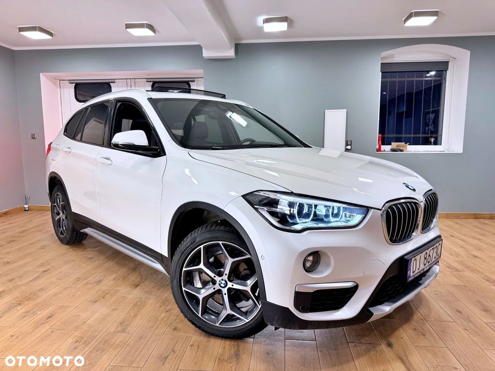 BMW X1 sDrive18i Sport Line - 12