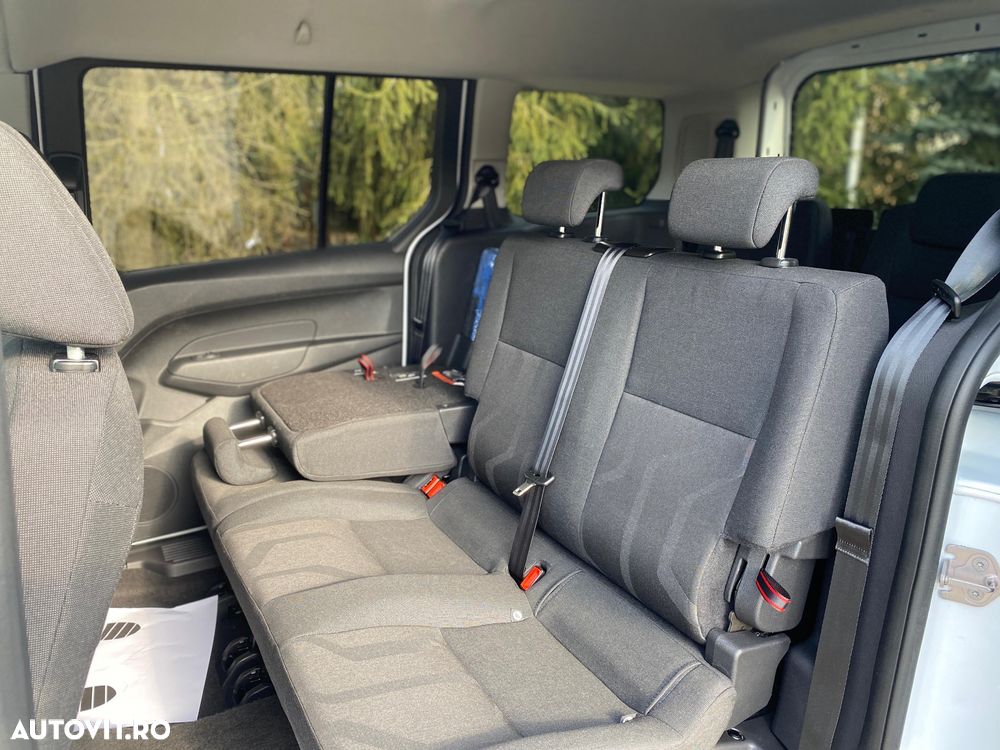 Ford Tourneo Connect Grand 1.5TDCi Start/Stop Titanium - 11