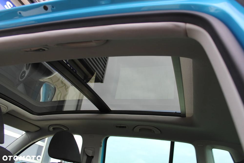 Volkswagen Tiguan - 17