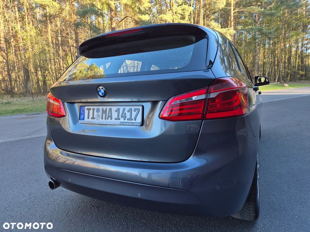 BMW Seria 2 218d Sport-Aut Luxury Line - 7