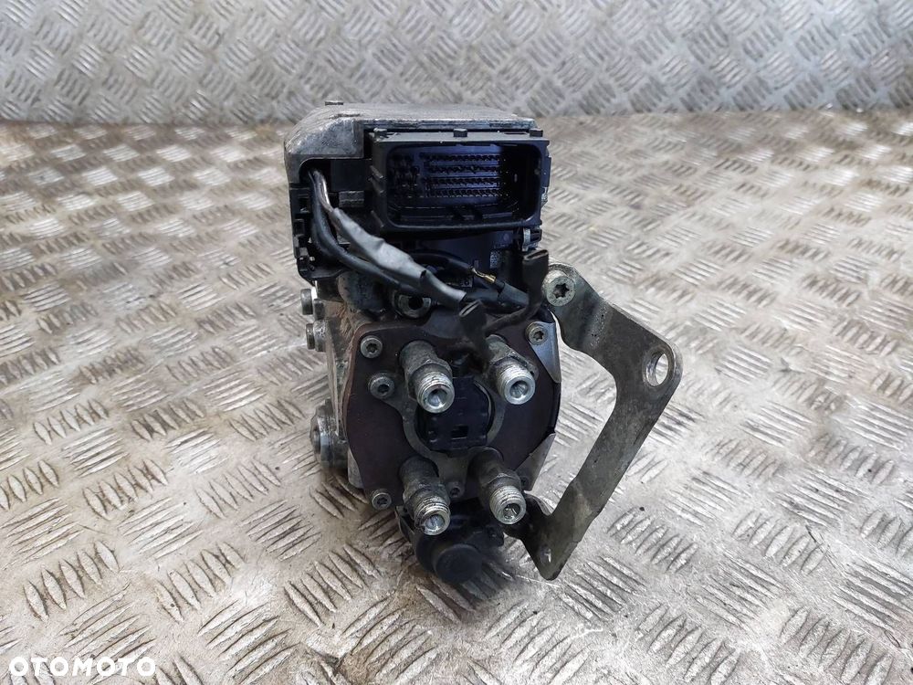 POMPA WTRYSKOWA USZKODZONA OPEL VECTRA C 2.2 DTI 0470504215 55351757 - 4