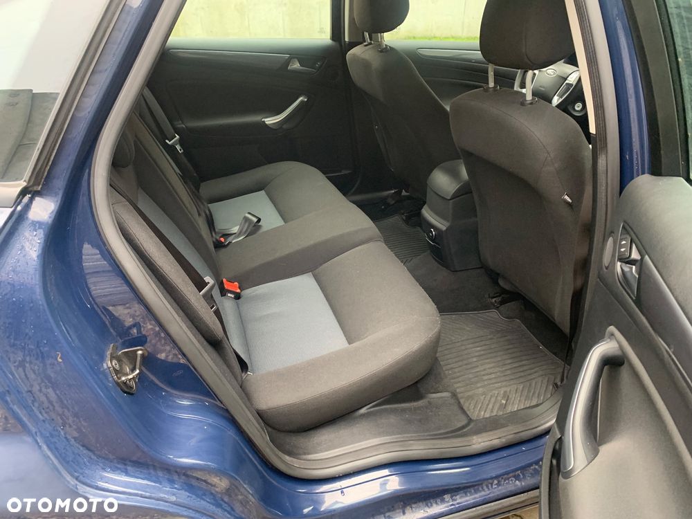 Ford Mondeo 2.0 TDCi Champions Edition - 6