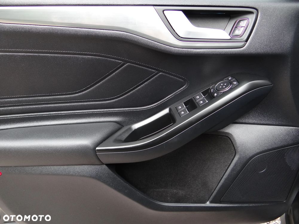 Ford Focus 1.5 EcoBlue Start-Stopp-System TITANIUM - 21