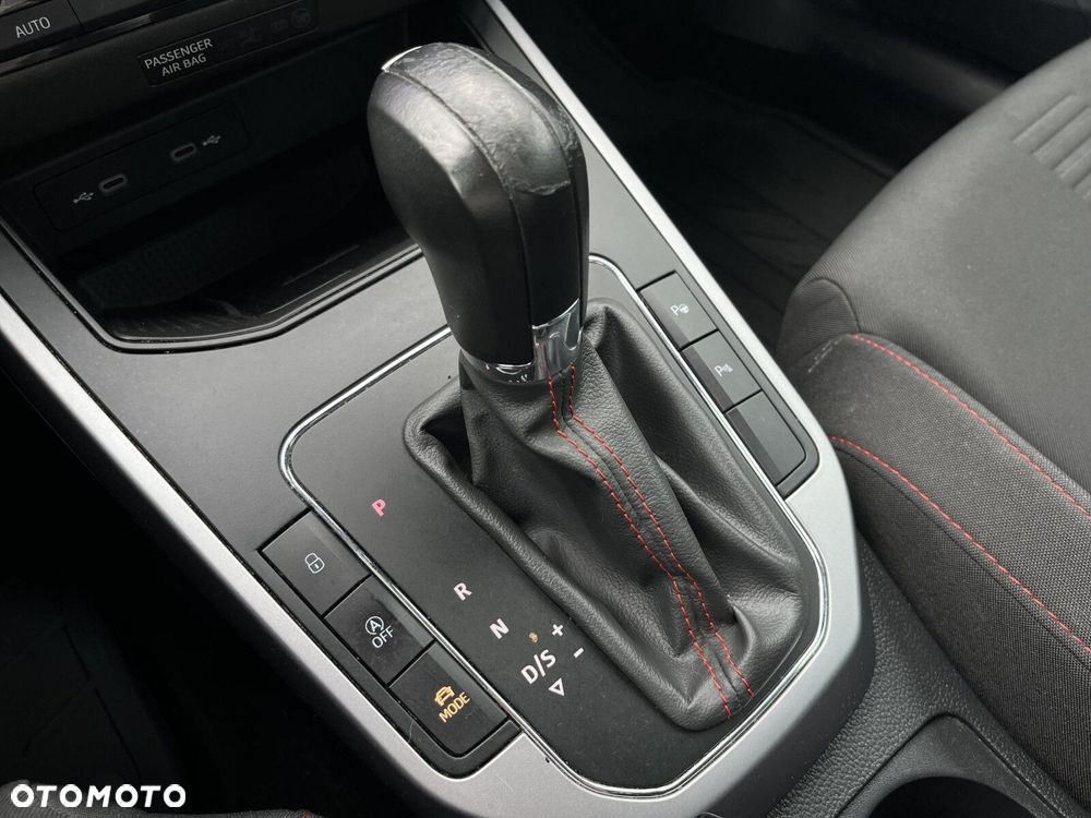 Seat Arona - 28