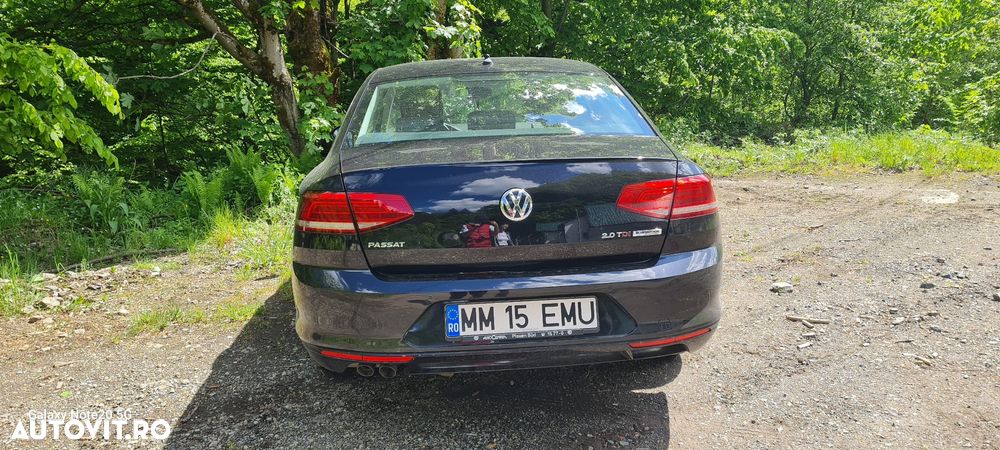 Volkswagen Passat 2.0 TDI SCR DSG Comfortline - 2