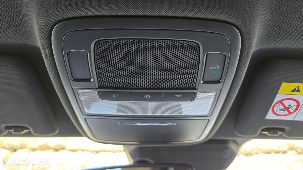 MG MG4 64 kWh Luxury - 12