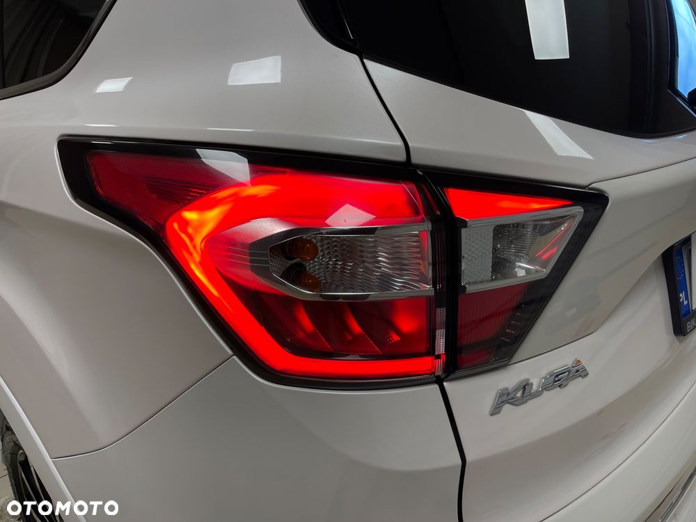 Ford Kuga 1.5 EcoBoost FWD ST-Line ASS GPF - 36