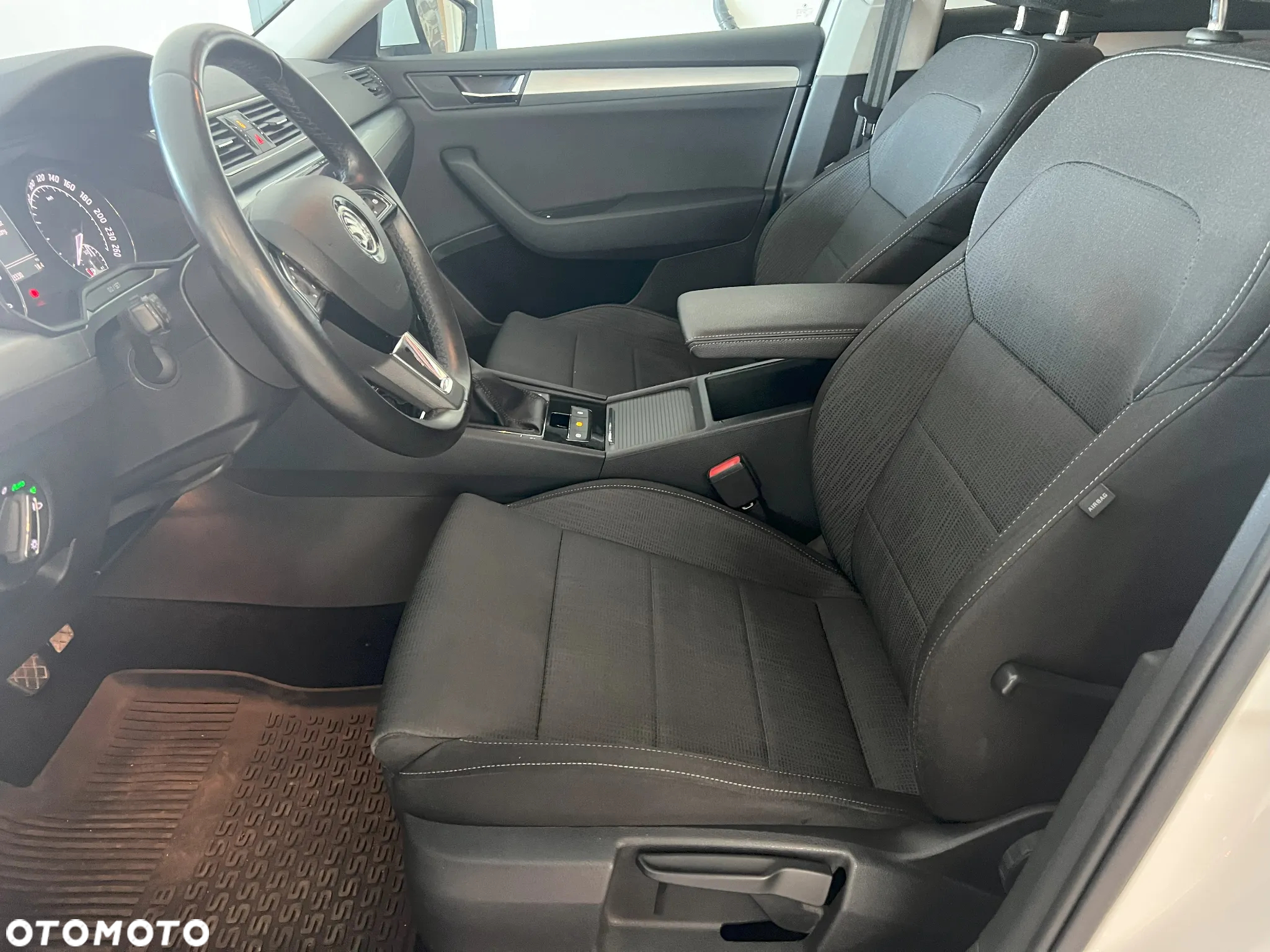 Skoda Superb 1.4 TSI ACT Ambition - 14