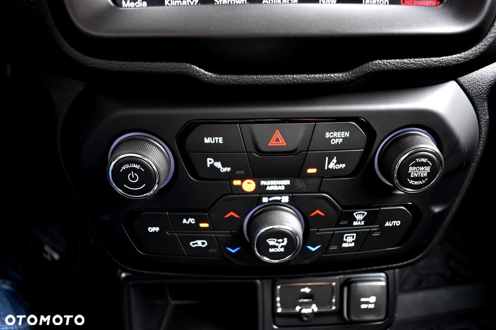 Jeep Renegade 1.3 T-GDI Night Eagle - 37