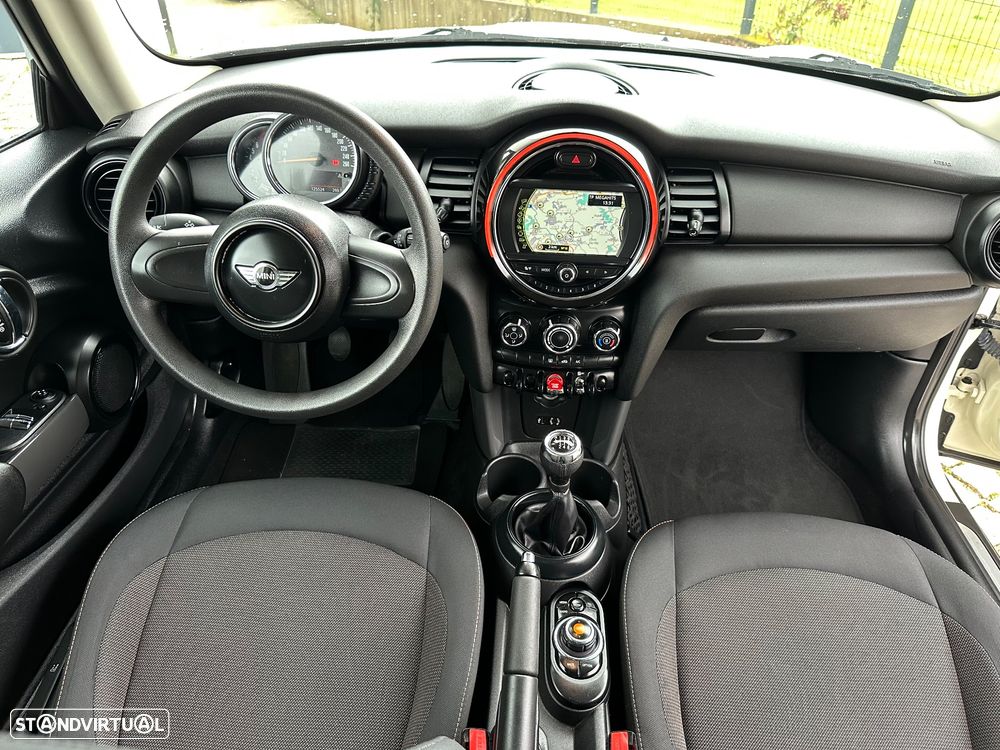 MINI 3 Portas One First - 8