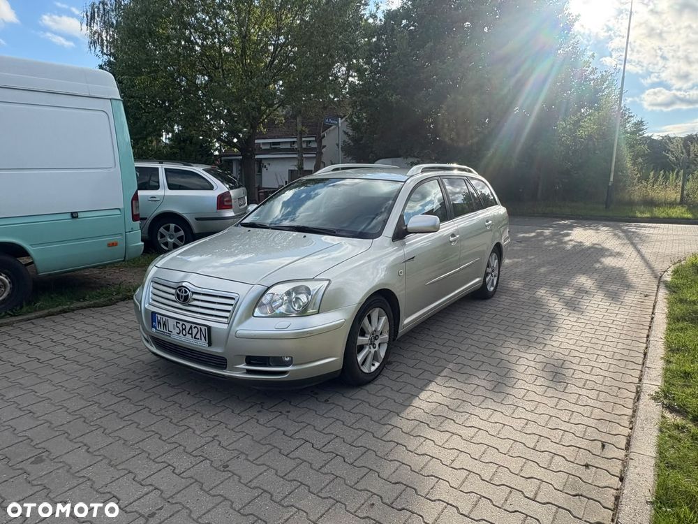Toyota Avensis 2.0 VVT-i Prestige - 3
