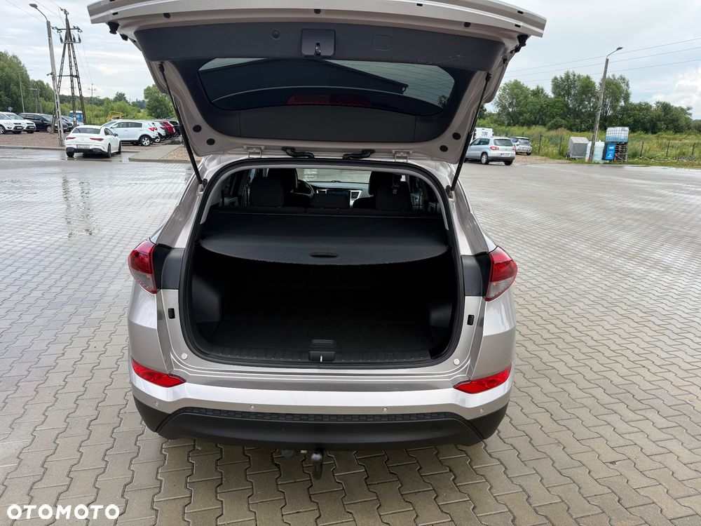 Hyundai Tucson blue 1.7 CRDi 2WD Style - 9