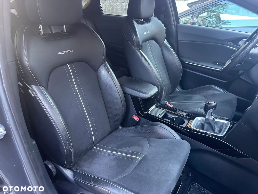 Kia ProCeed 1.5 T-GDI GT Line - 30