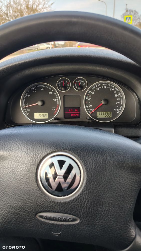 Volkswagen Passat 2.0 Comfortline - 10