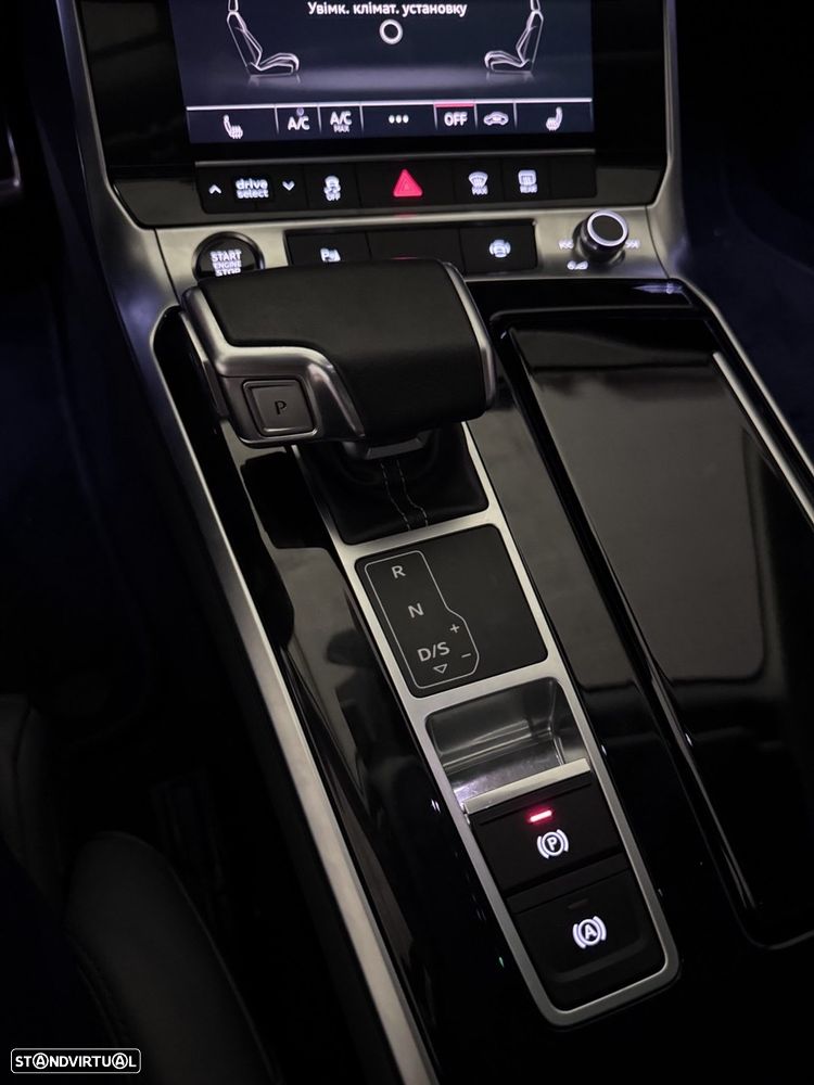 Audi A6 Avant 55 TFSIe quattro Sport S tronic - 15