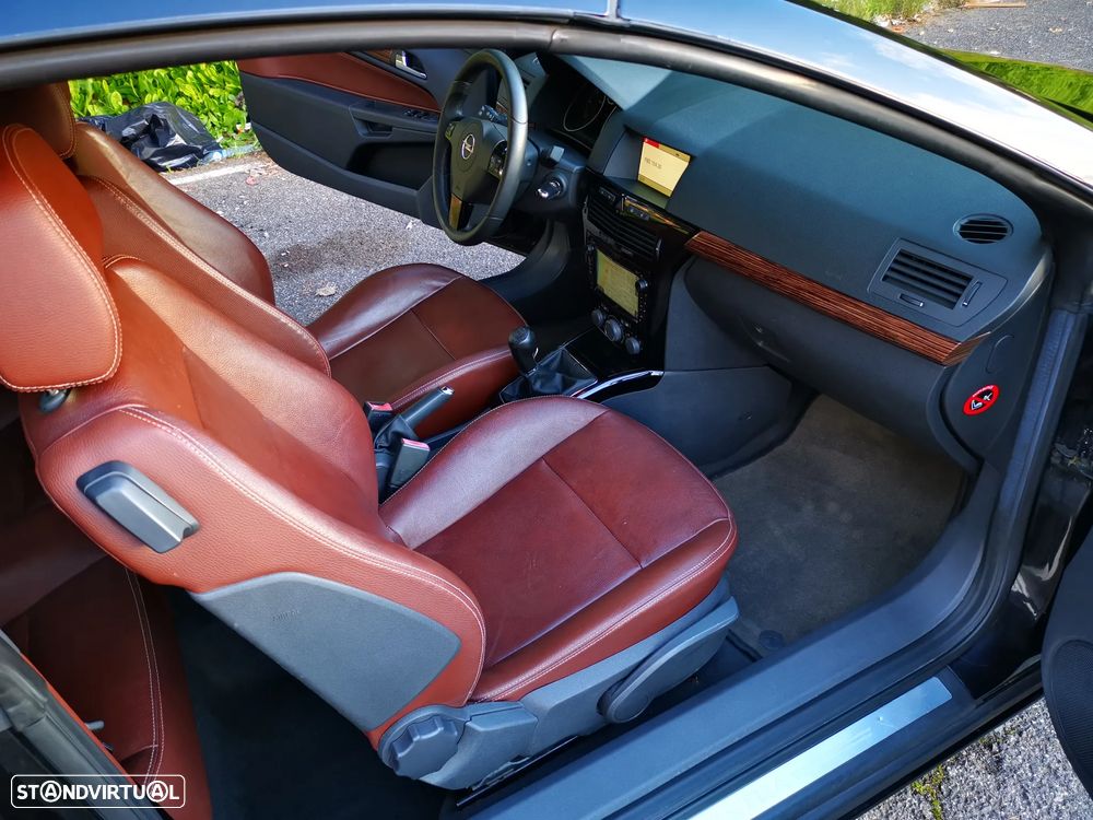 Opel Astra Cabrio TwinTop 1.9 CDTi - 9