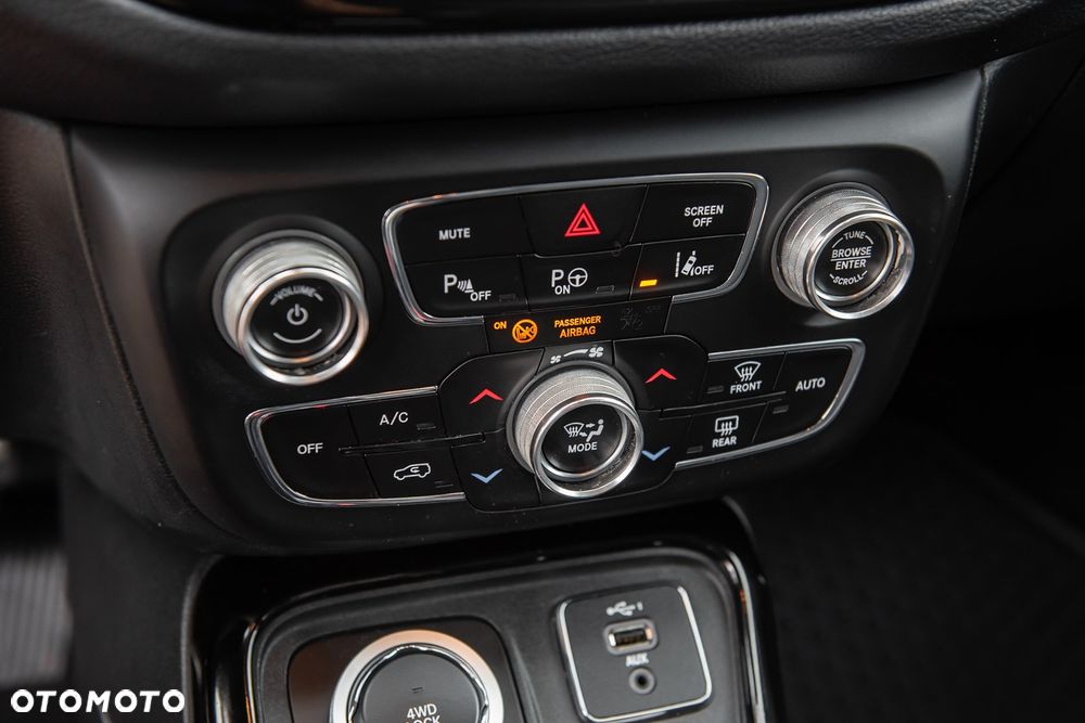 Jeep Compass 1.4 MultiAir Active Drive Automatik Limited - 27