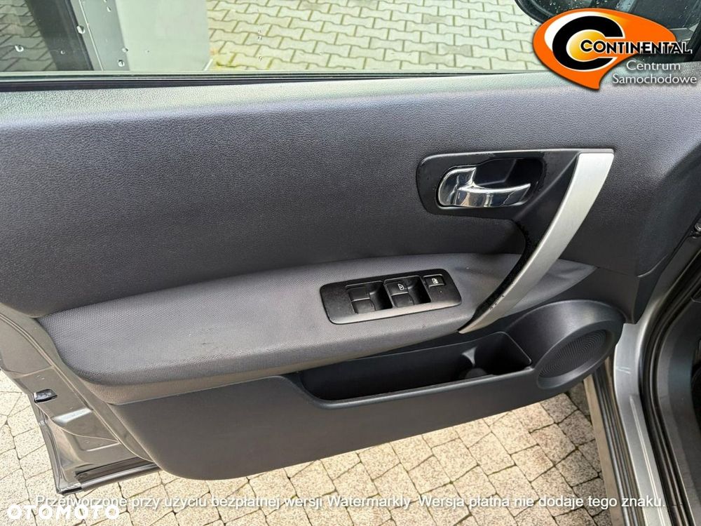 Nissan Qashqai - 13