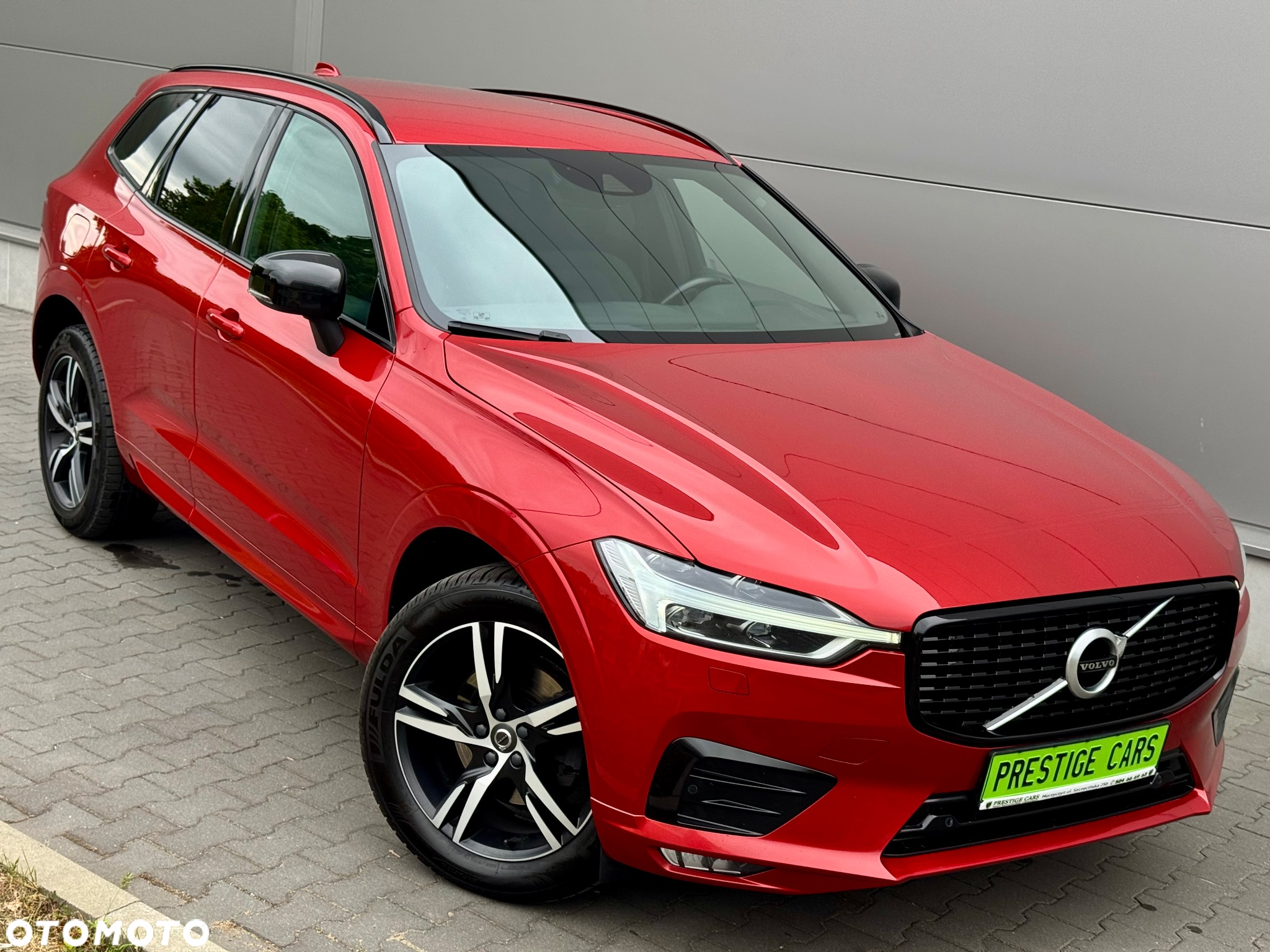 Volvo XC 60 D4 R-Design - 12