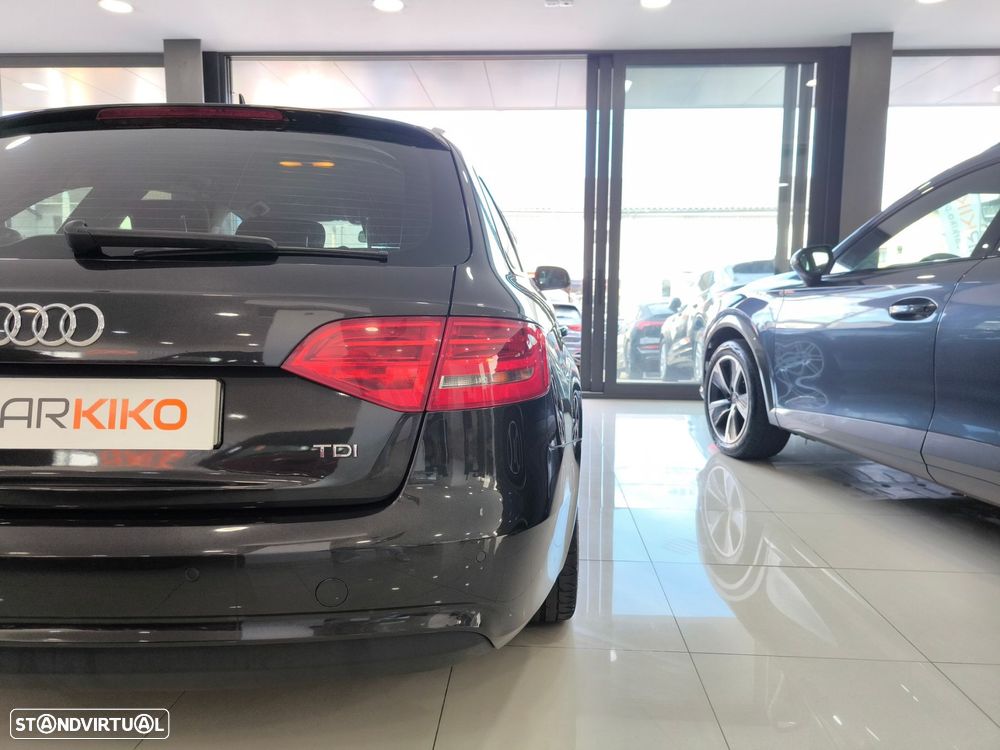 Audi A4 Avant 2.0 TDi Advance - 8