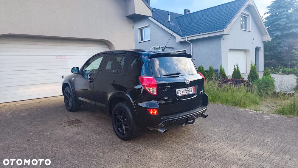 Toyota RAV4 2.2 D-CAT 4x4 Executive - 3