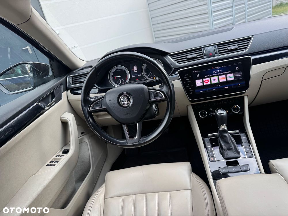 Skoda Superb 2.0 TDI 4x4 L&K DSG - 19