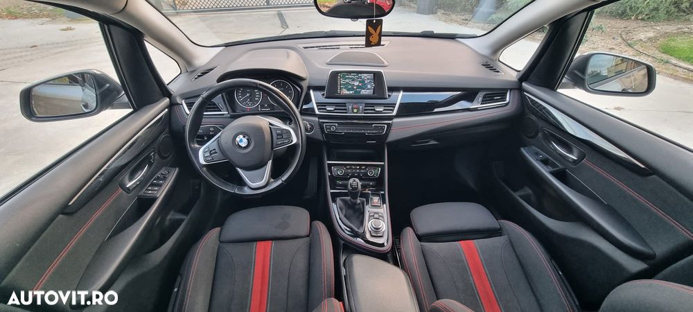 BMW Seria 2 218d - 2