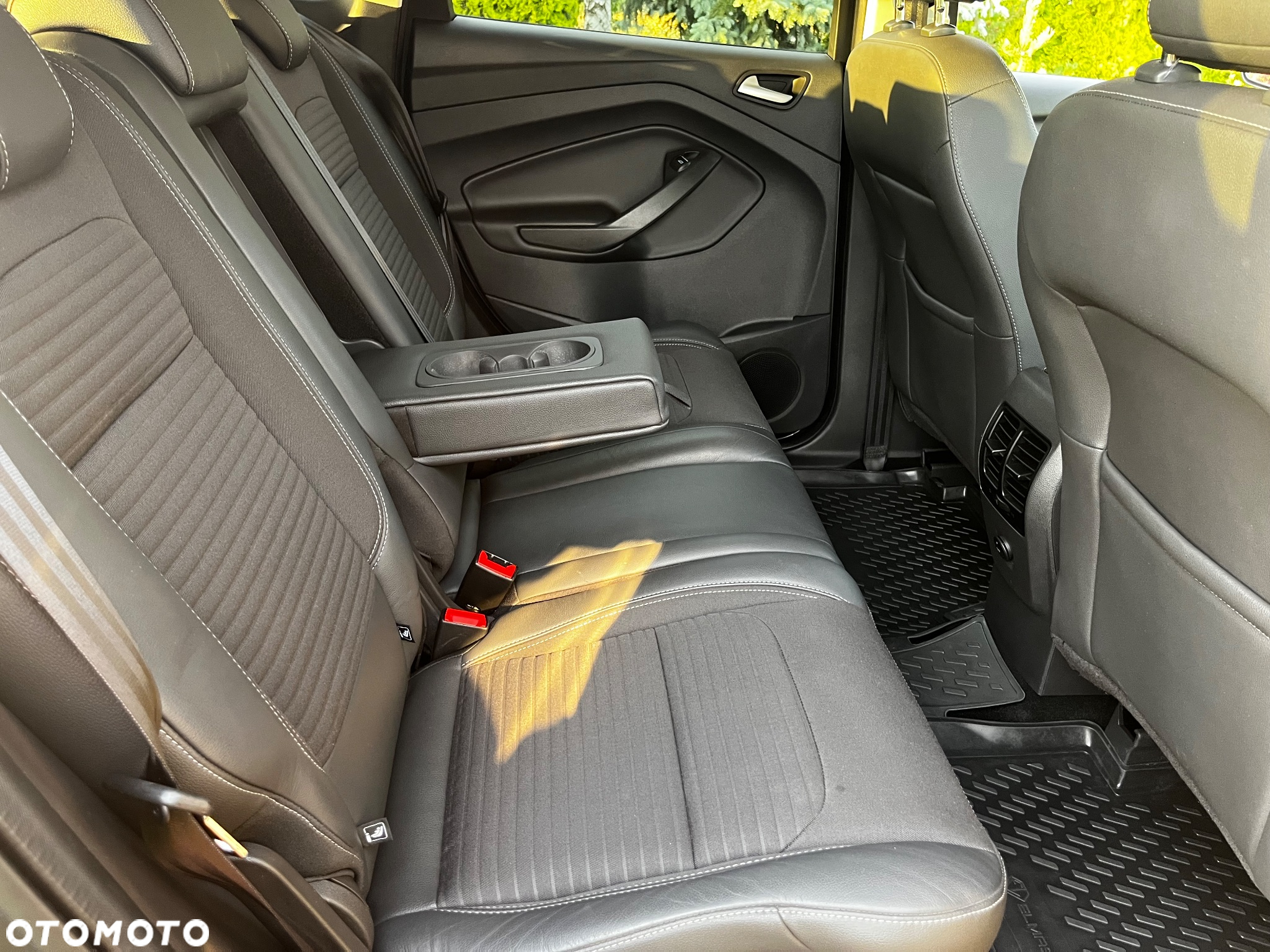 Ford Kuga 1.5 EcoBoost AWD Titanium ASS - 37