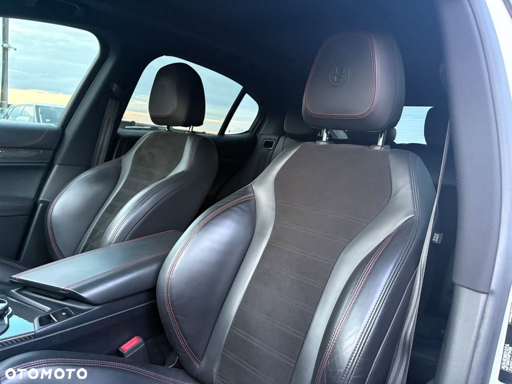 Alfa Romeo Stelvio 2.9 V6 Bi-Turbo Quadrifoglio Q4 - 12