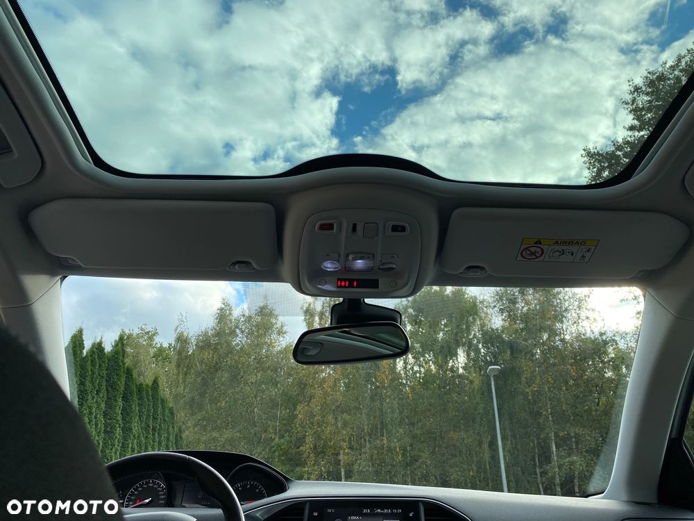 Peugeot 308 SW BlueHDi 150 EAT6 Stop & Start Allure - 24