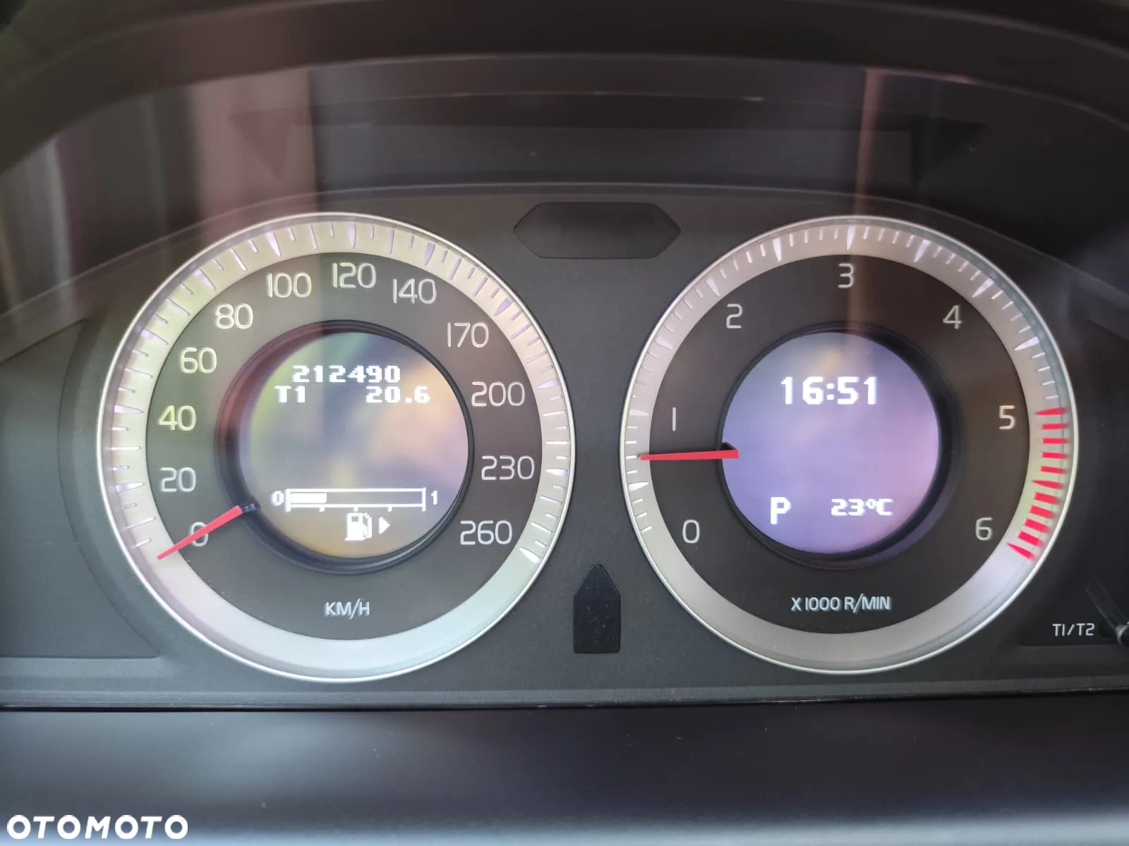 Volvo XC 60 D5 AWD Geartronic Summum - 16