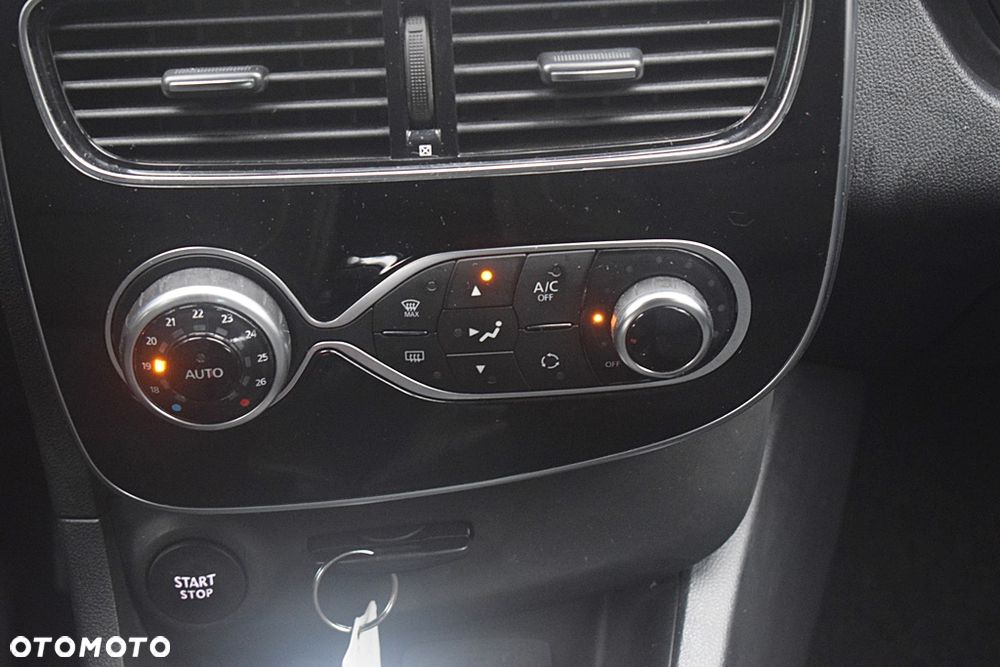 Renault Clio 0.9 TCe Limited - 24