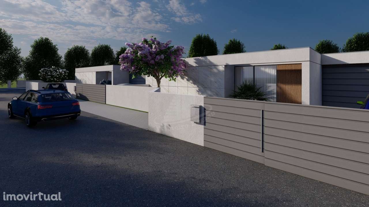 Moradia Térrea com Piscina - Grande imagem: 3/10