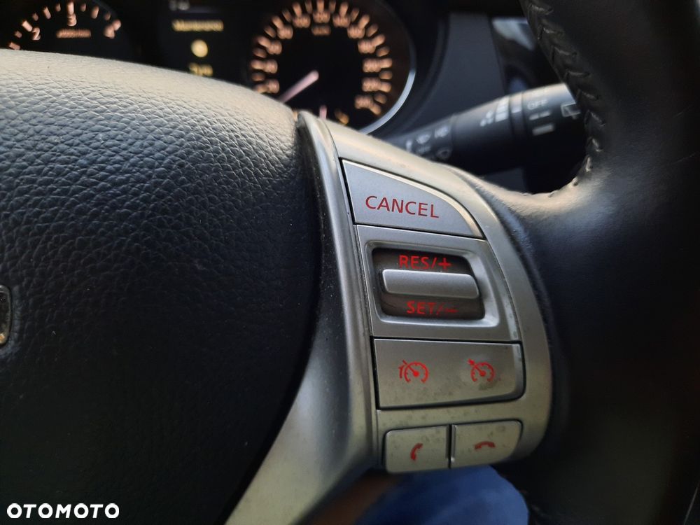Nissan Qashqai 1.5 dCi Tekna - 30